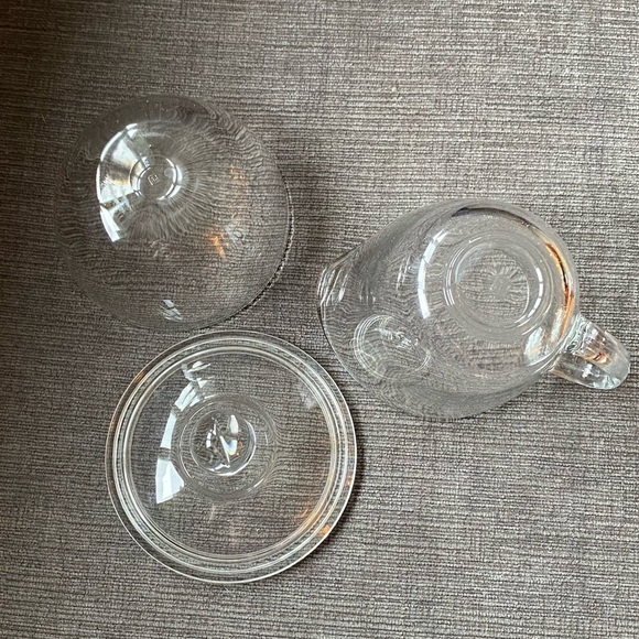 Vtg MCM Anchor Hocking cream & covered sugar set - Picture 3 of 8